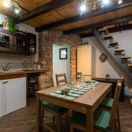 Trapula Stone Paradise *