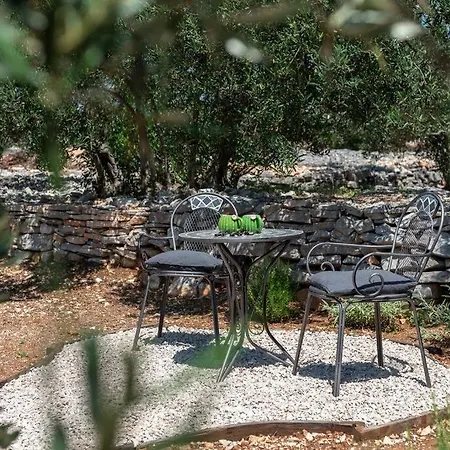 Trapula Stone Paradise Hébergement de vacances