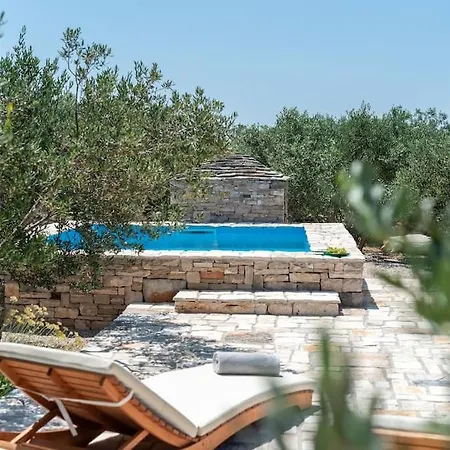 Holiday home Trapula Stone Paradise