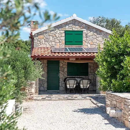 Holiday home Trapula Stone Paradise *