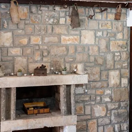 Holiday home Trapula Stone Paradise